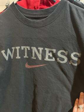 Nike LeBron James "Witness" Spellout Graphic T-Shirt Black Men's Medium